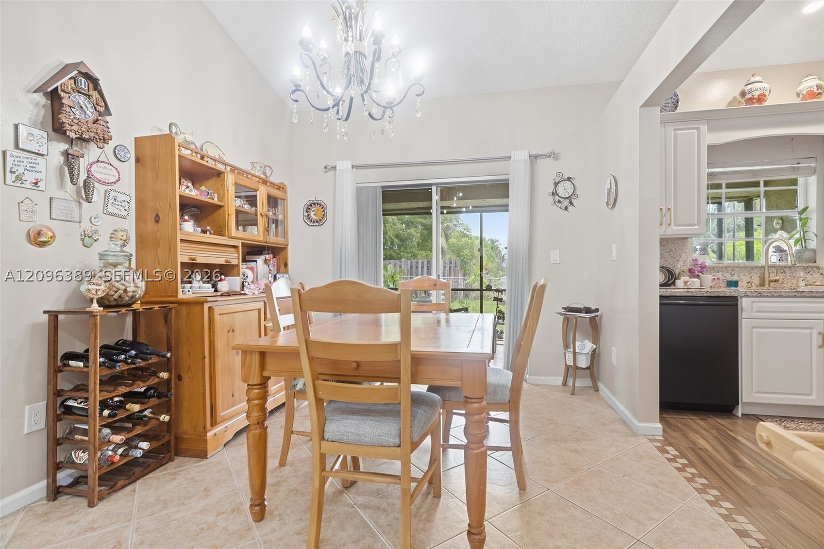 8421 NW 45th St, Lauderhill FL 33351