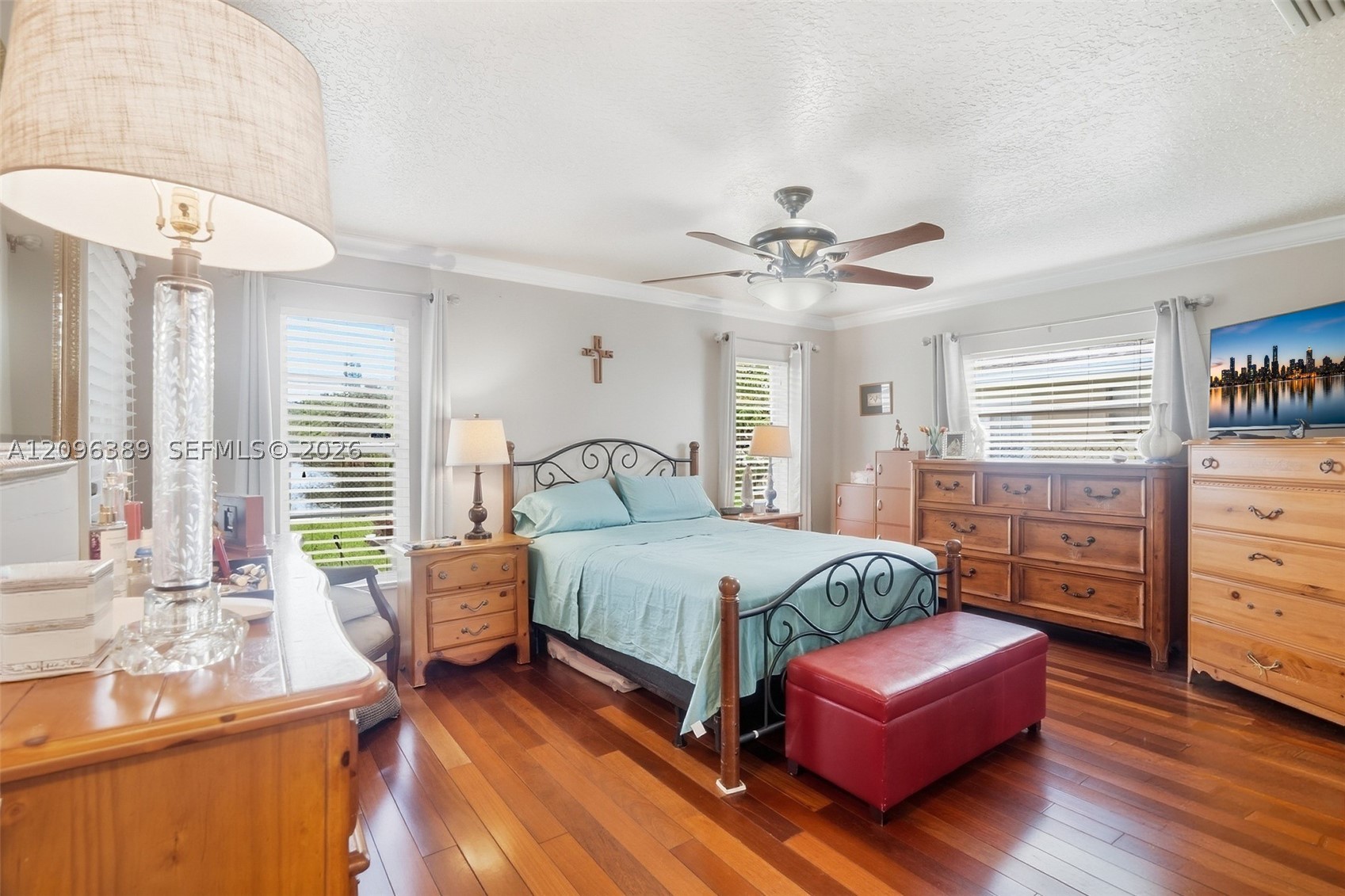 8421 NW 45th St, Lauderhill FL 33351