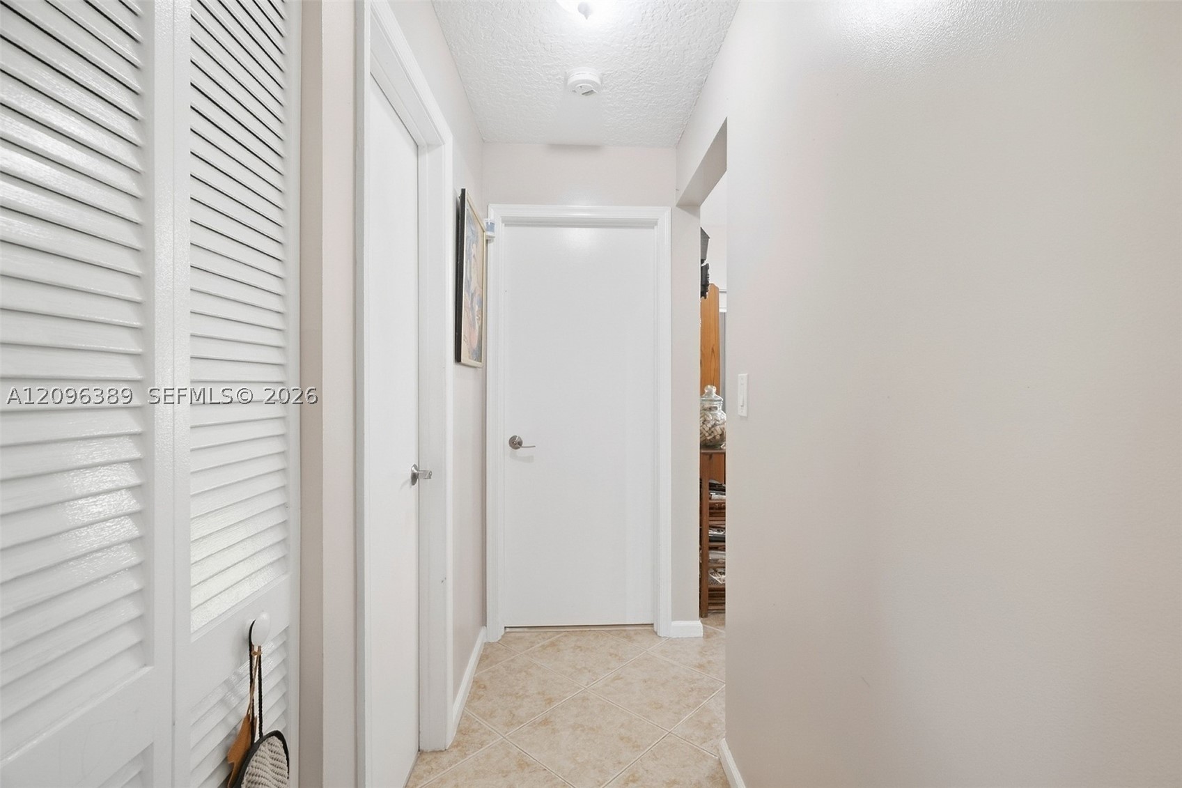 8421 NW 45th St, Lauderhill FL 33351