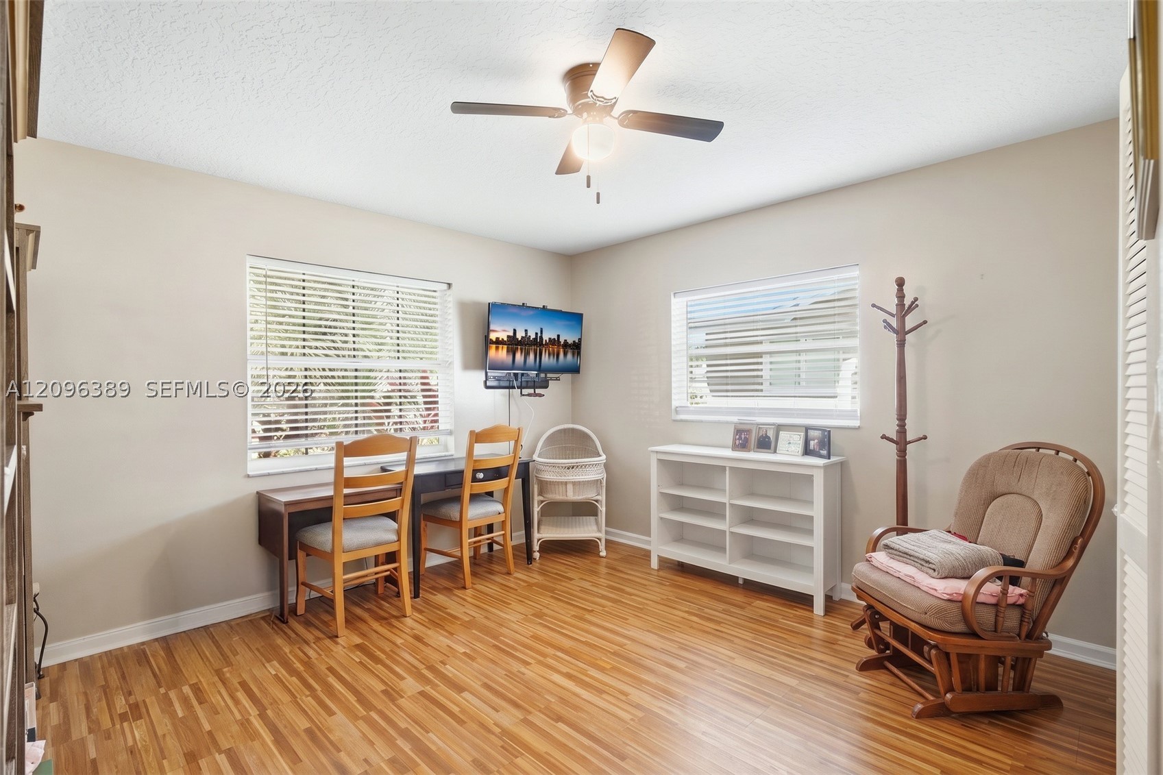 8421 NW 45th St, Lauderhill FL 33351