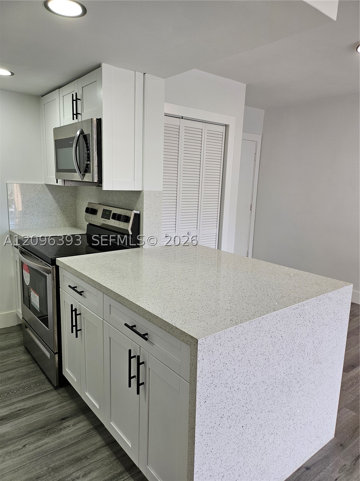 15888 SW 95th Ave #210, Miami FL 33157