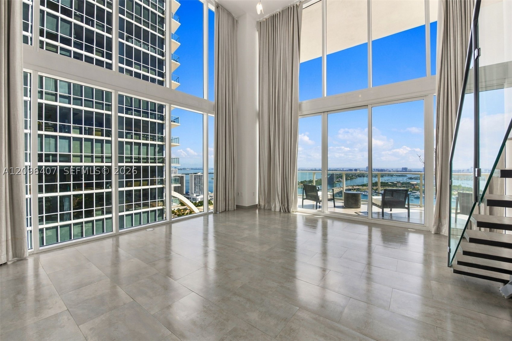 1040 Biscayne Blvd #3704, Miami FL 33132