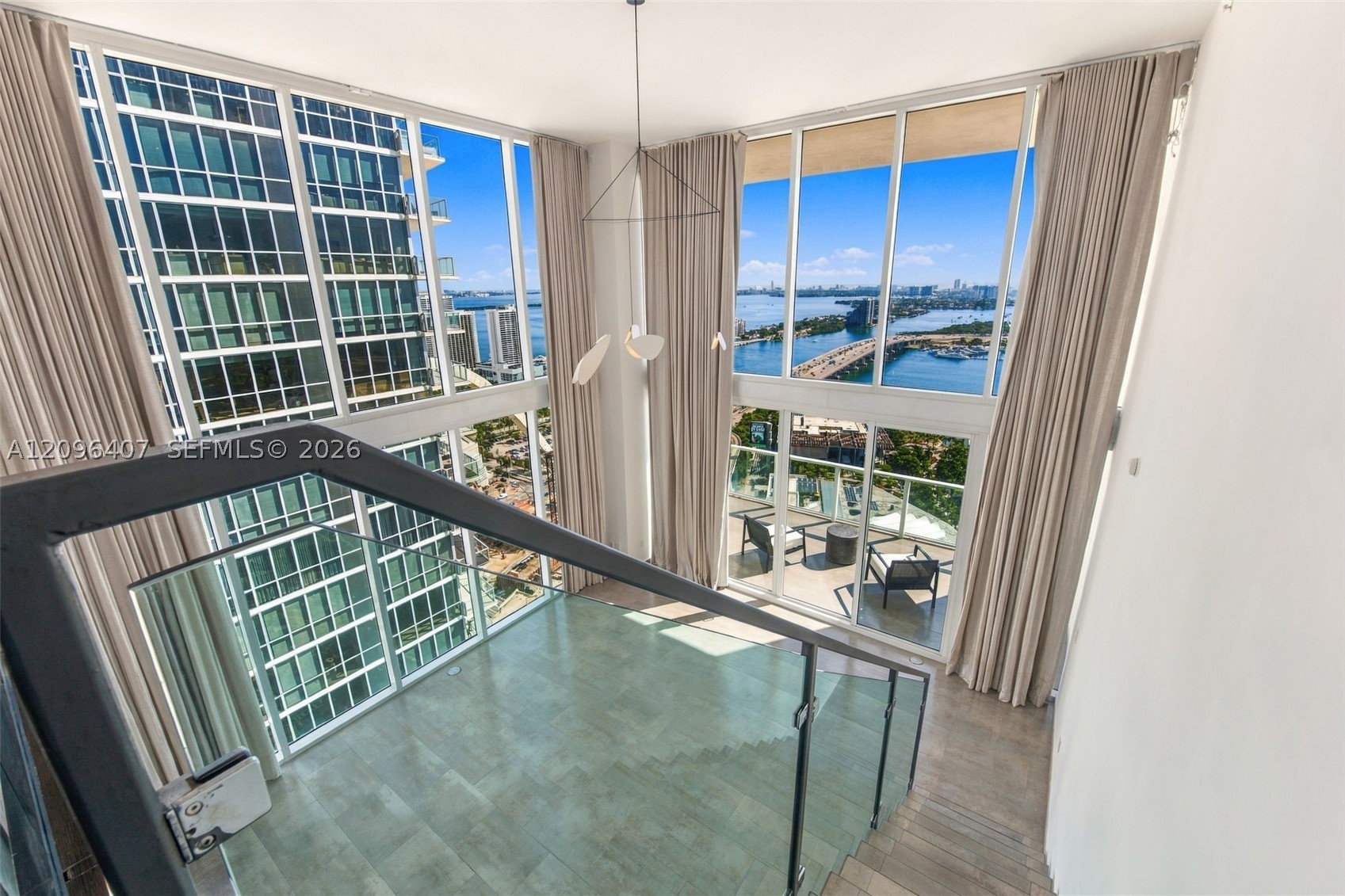 1040 Biscayne Blvd #3704, Miami FL 33132