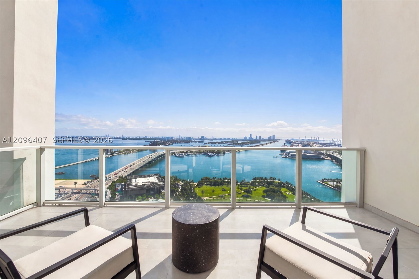 1040 Biscayne Blvd #3704, Miami FL 33132