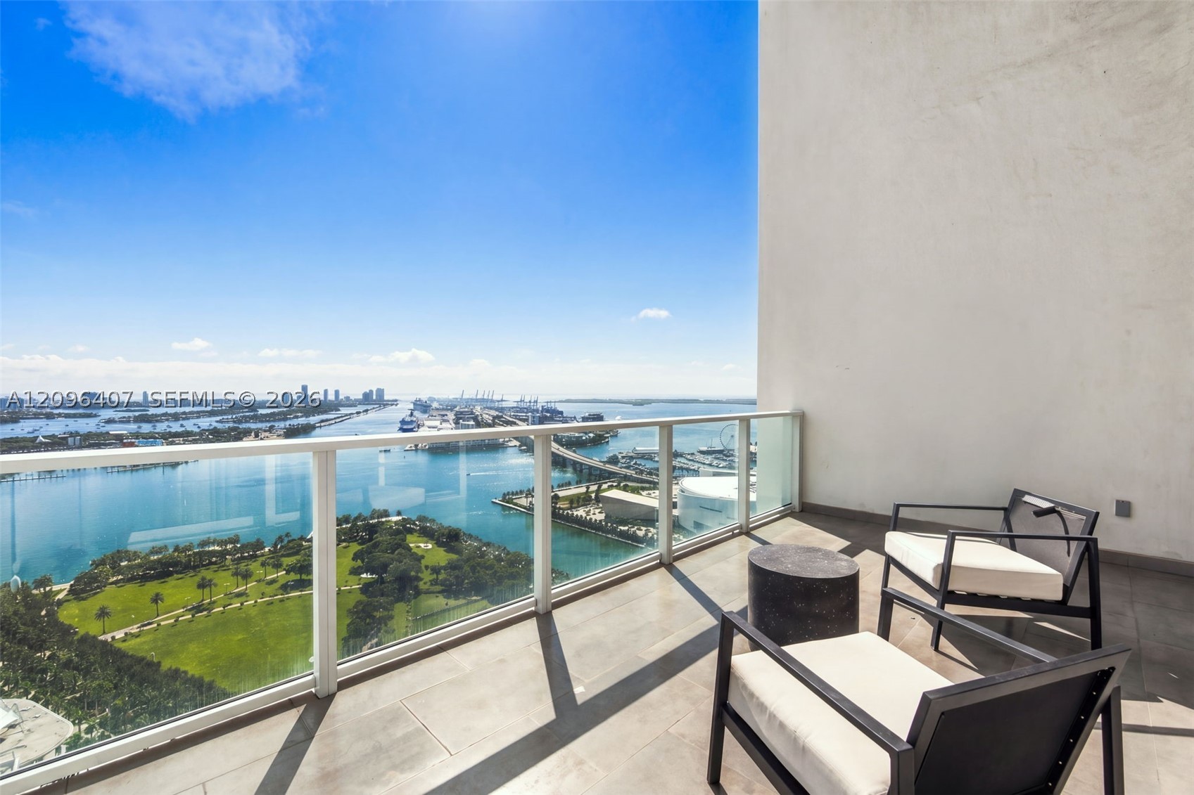 1040 Biscayne Blvd #3704, Miami FL 33132