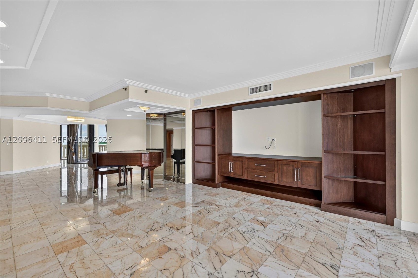 3000 Island Blvd #1103, Aventura FL 33160