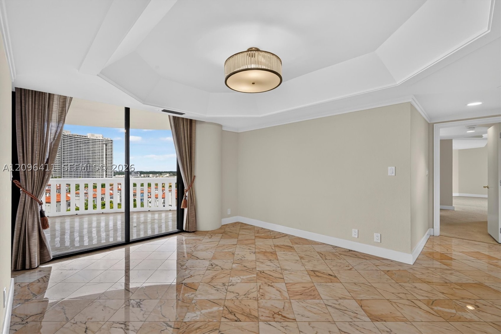 3000 Island Blvd #1103, Aventura FL 33160