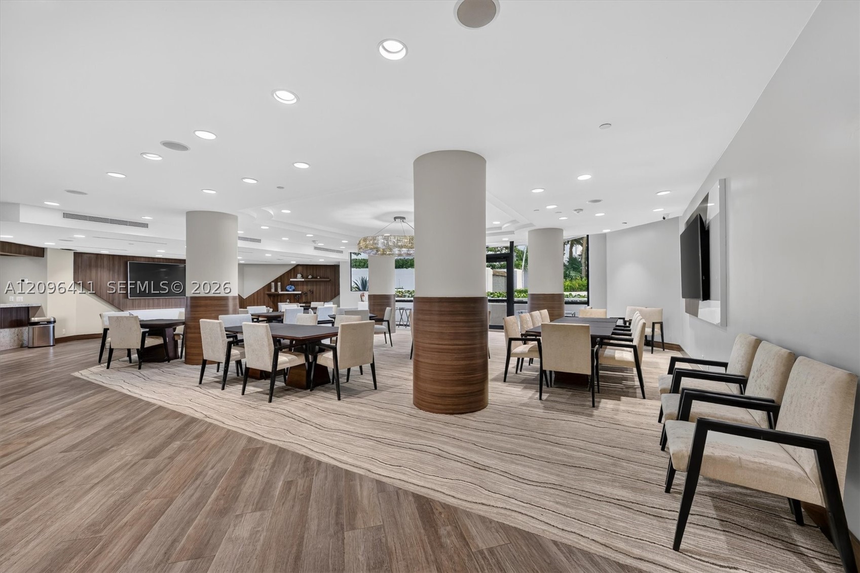 3000 Island Blvd #1103, Aventura FL 33160