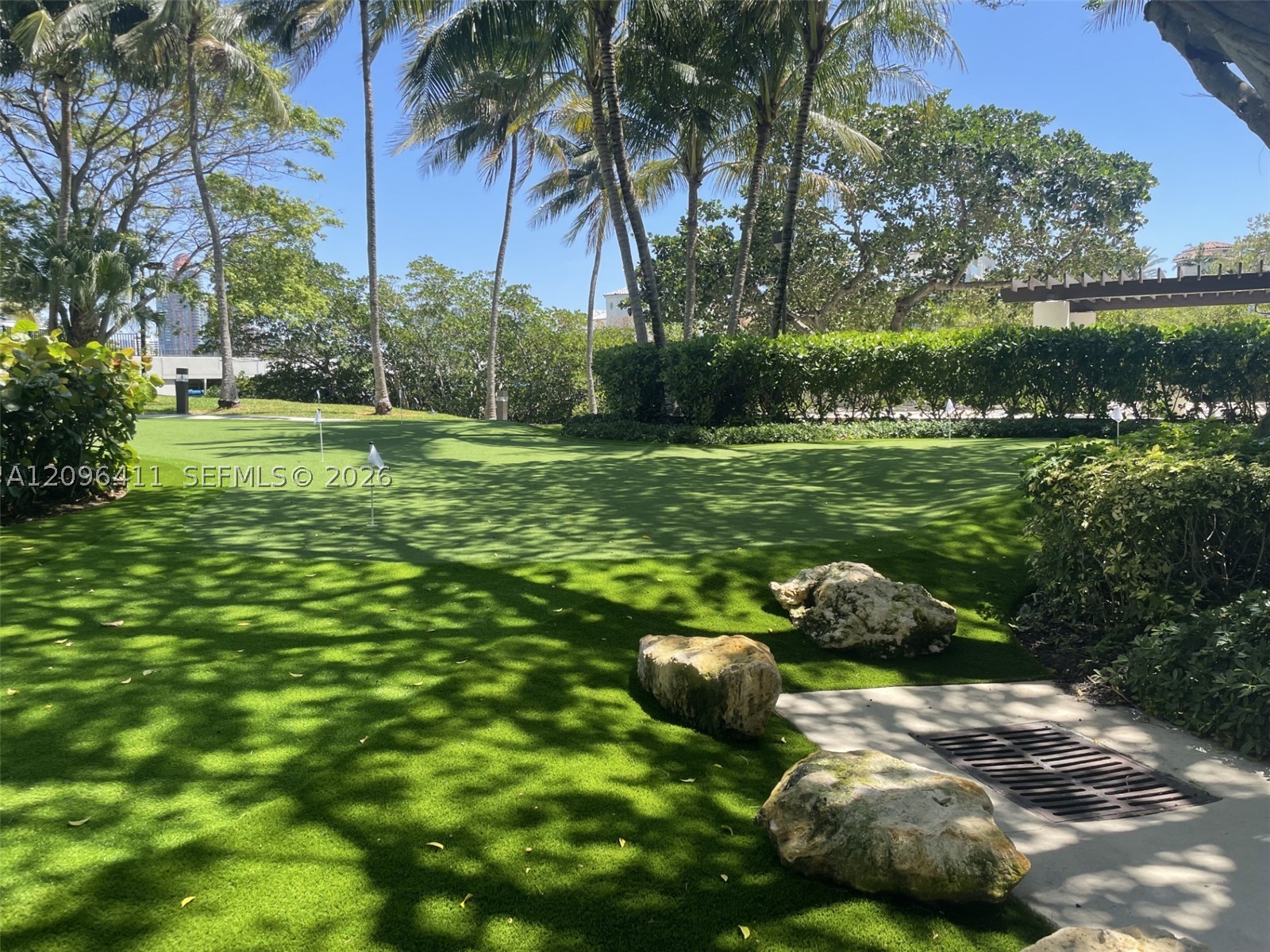 3000 Island Blvd #1103, Aventura FL 33160