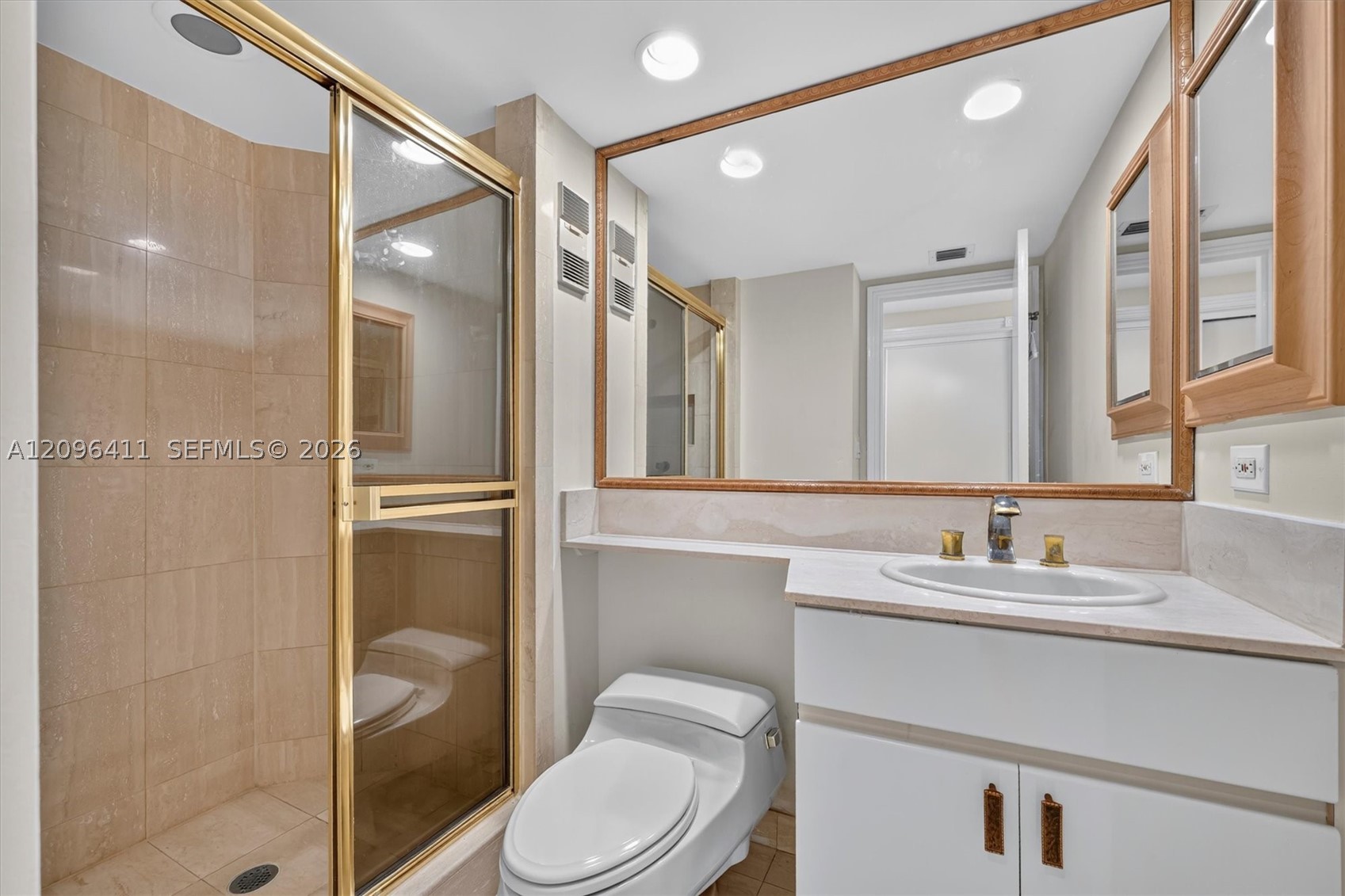 3000 Island Blvd #1103, Aventura FL 33160