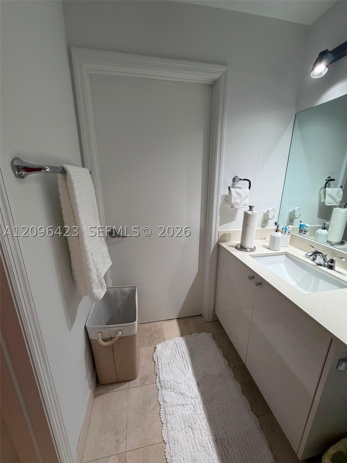 60 SW 13th St #3407, Miami FL 33130