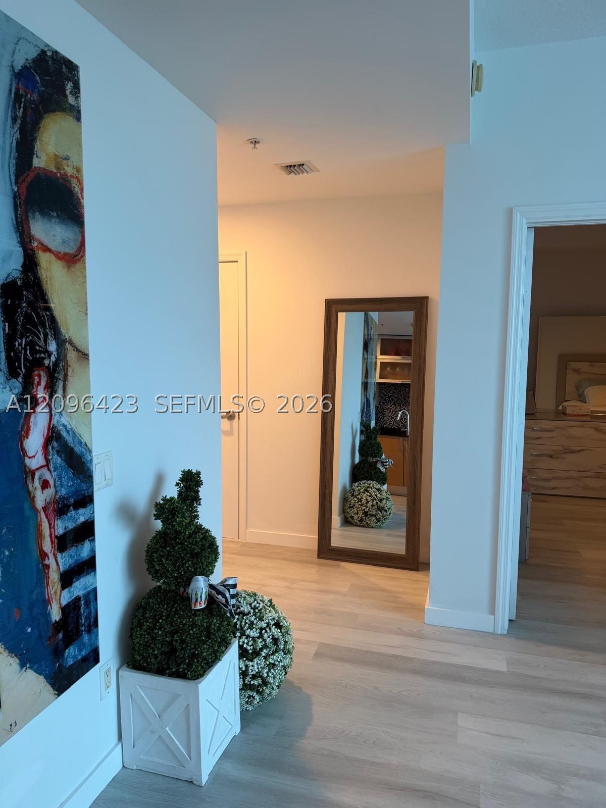 60 SW 13th St #3407, Miami FL 33130