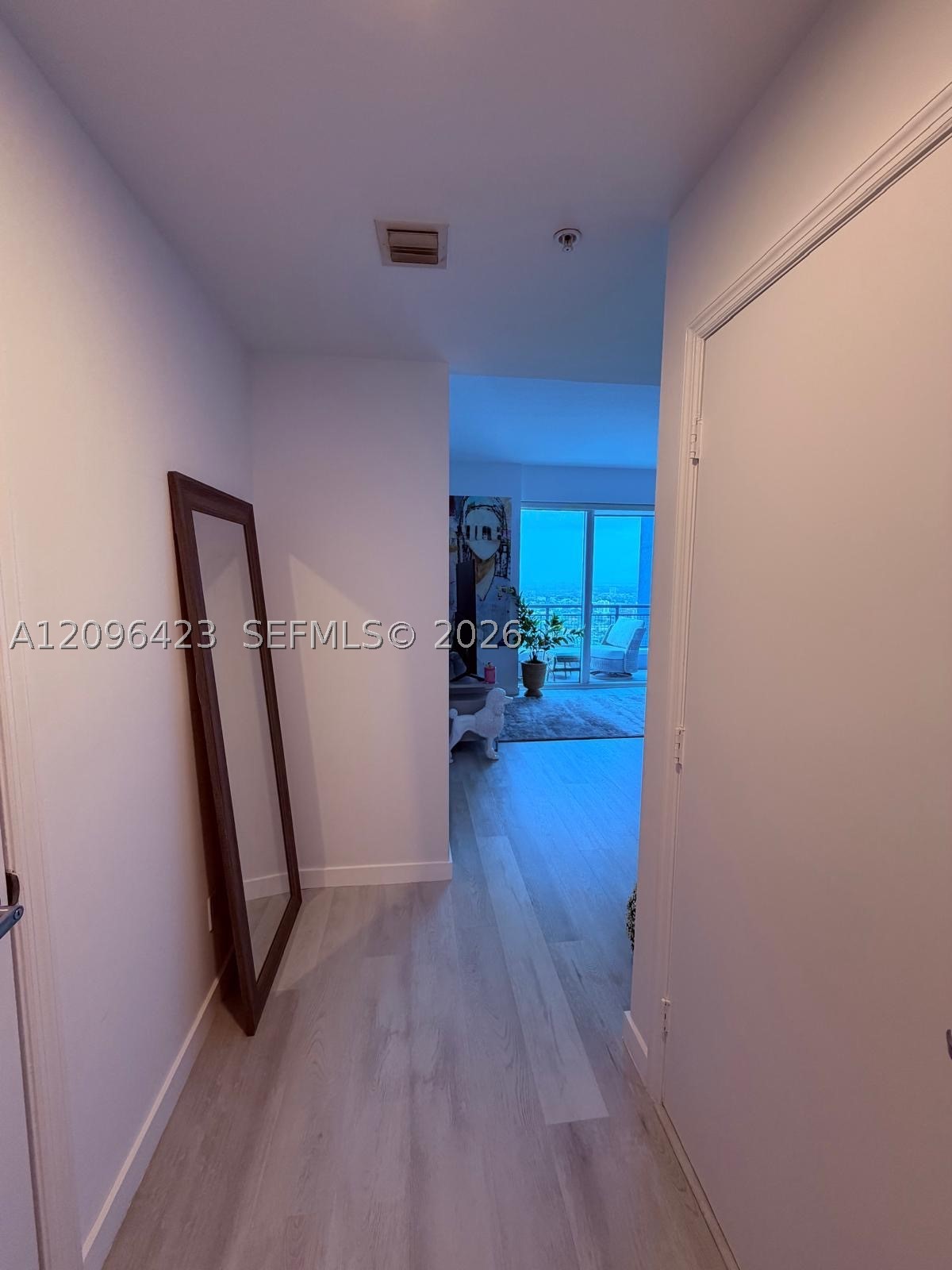 60 SW 13th St #3407, Miami FL 33130