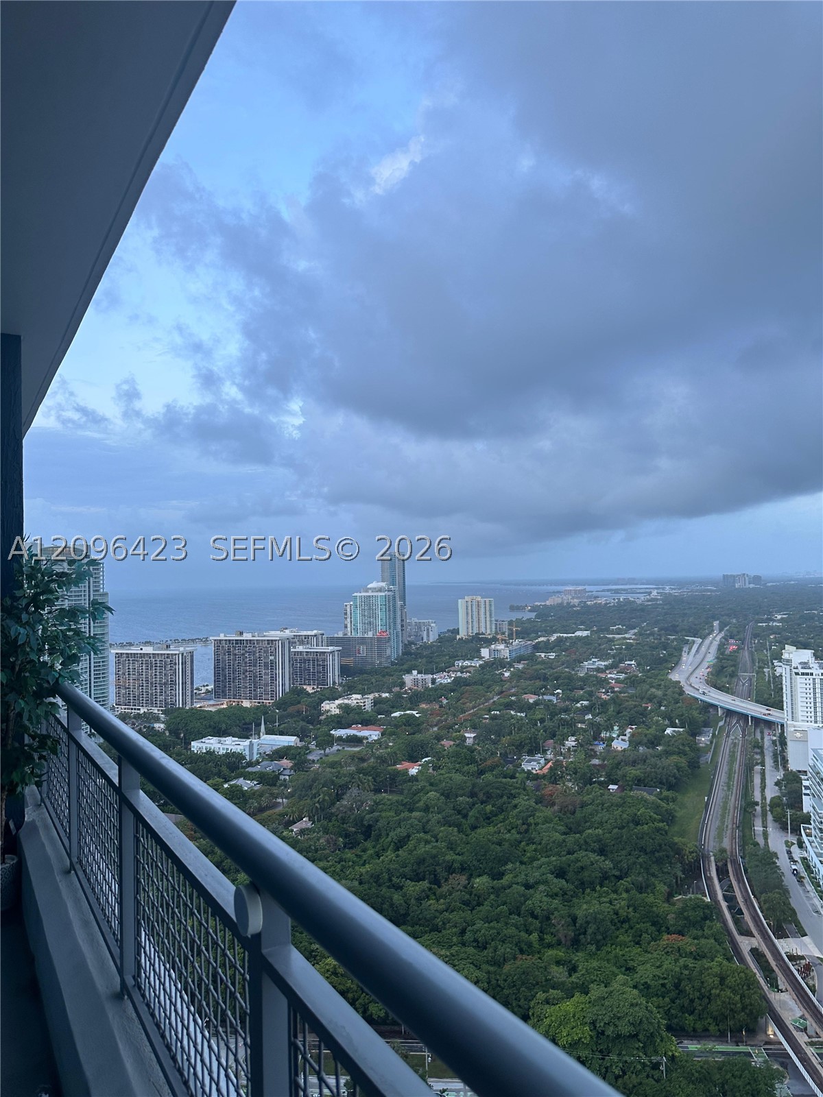 60 SW 13th St #3407, Miami FL 33130