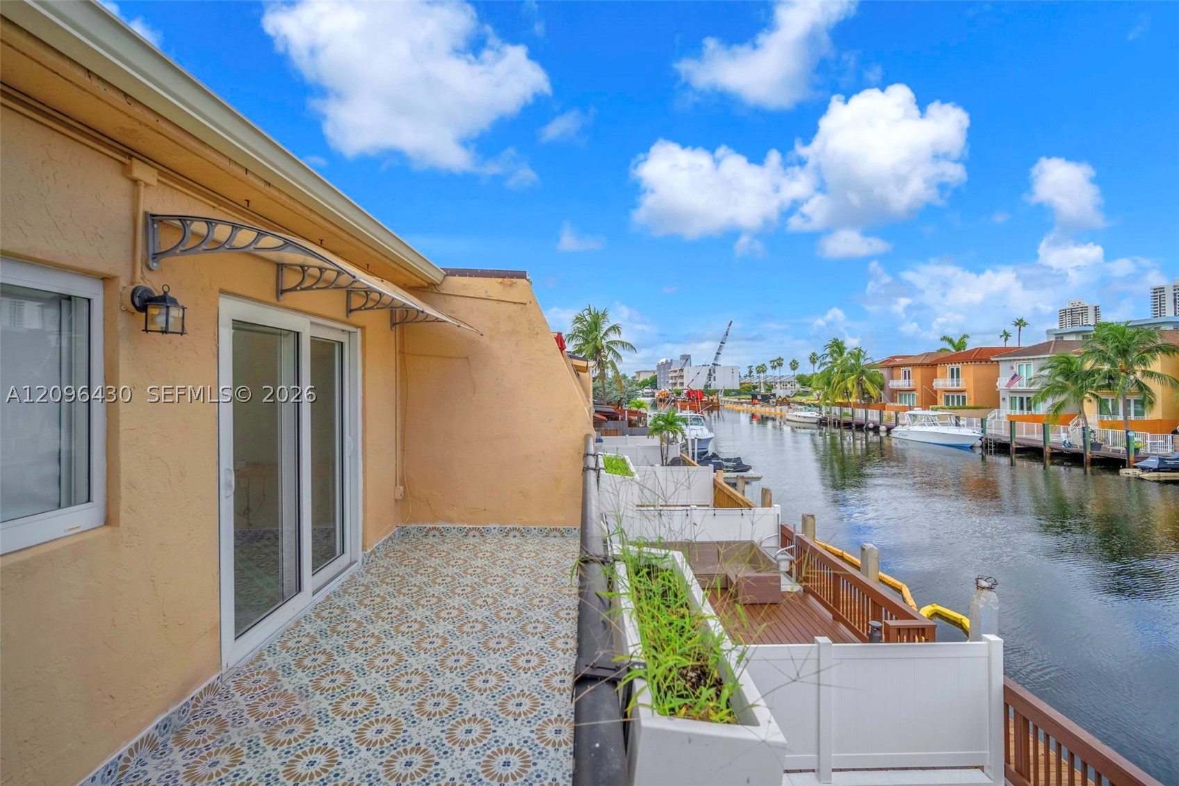 3925 NE 167th St #20, North Miami Beach FL 33160