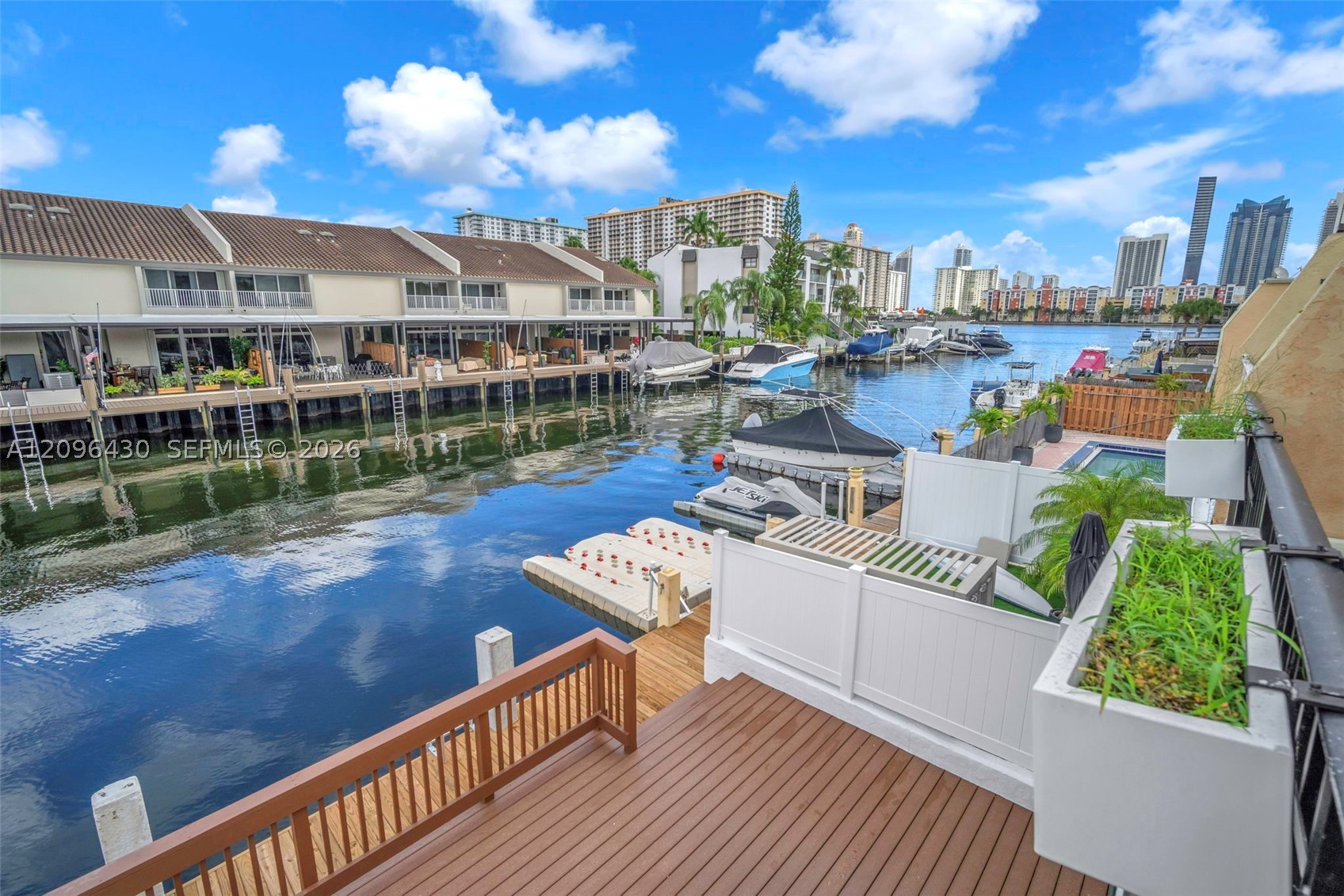 3925 NE 167th St #20, North Miami Beach FL 33160
