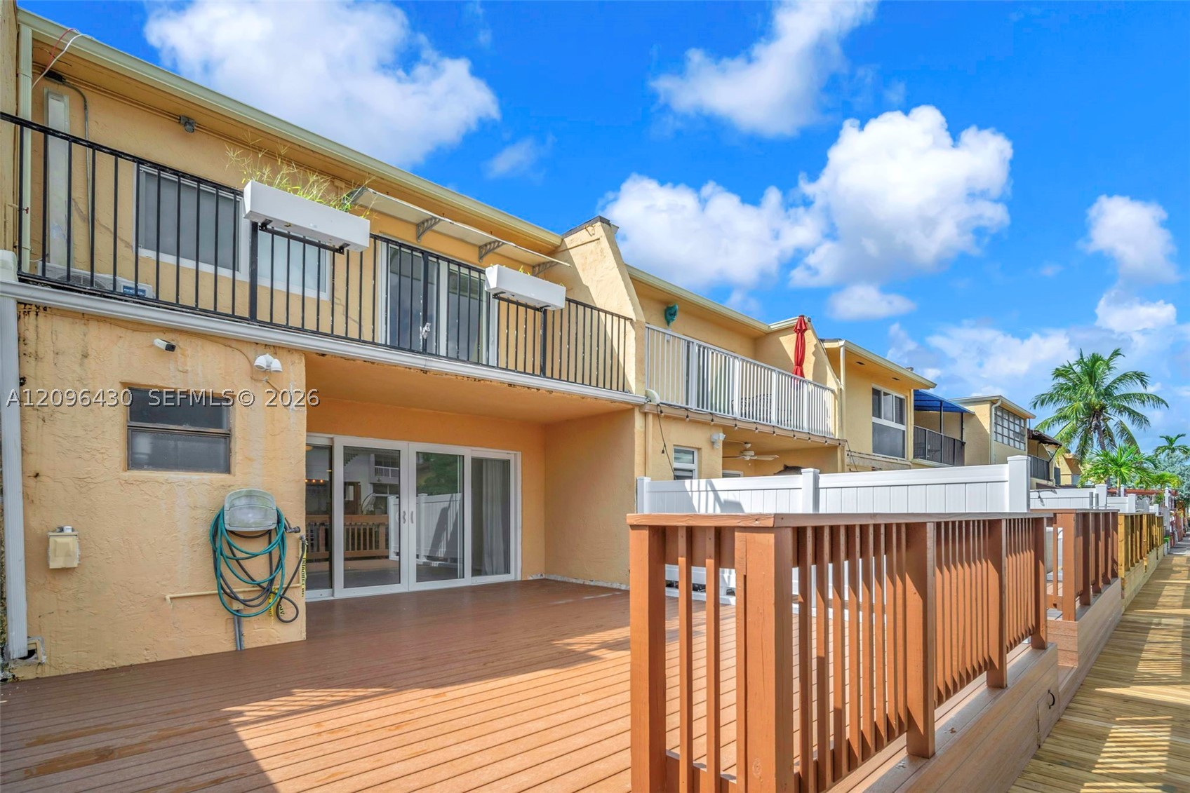3925 NE 167th St #20, North Miami Beach FL 33160