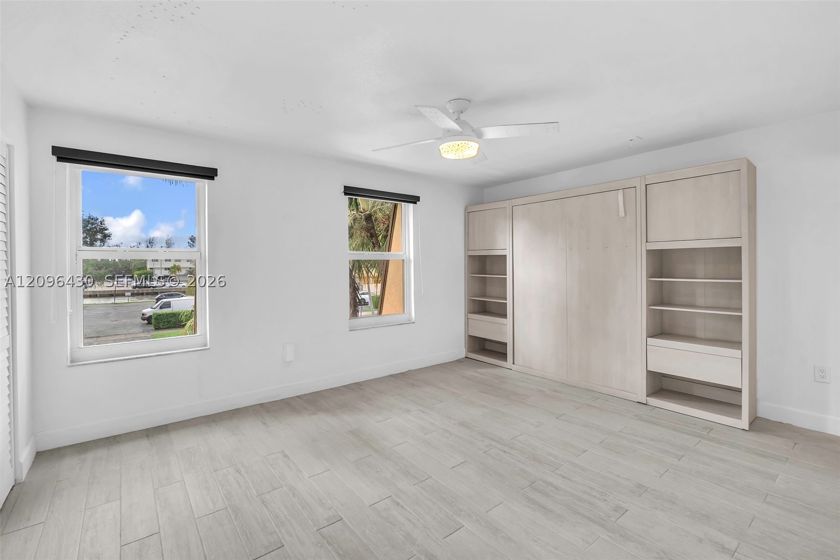 3925 NE 167th St #20, North Miami Beach FL 33160