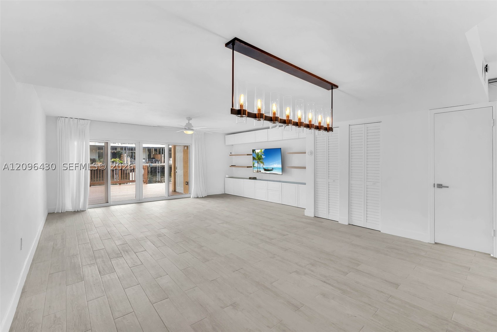 3925 NE 167th St #20, North Miami Beach FL 33160