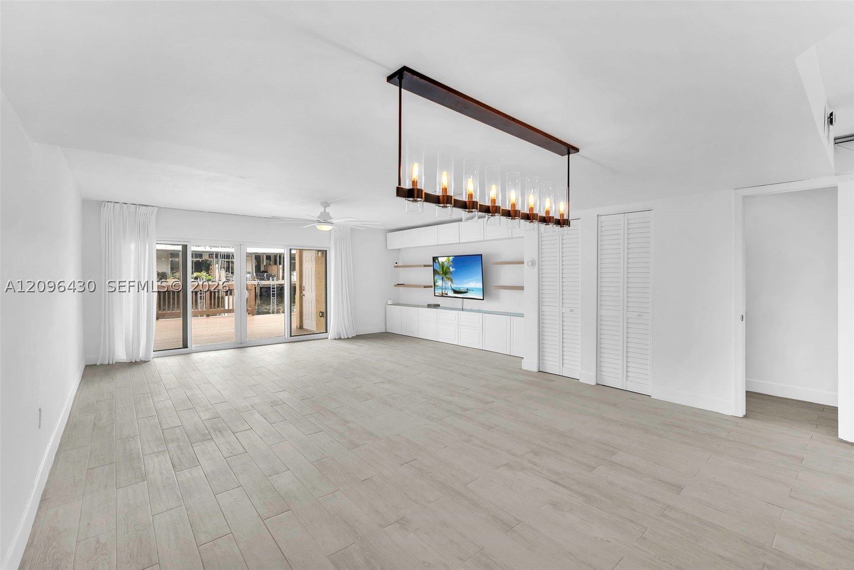 3925 NE 167th St #20, North Miami Beach FL 33160