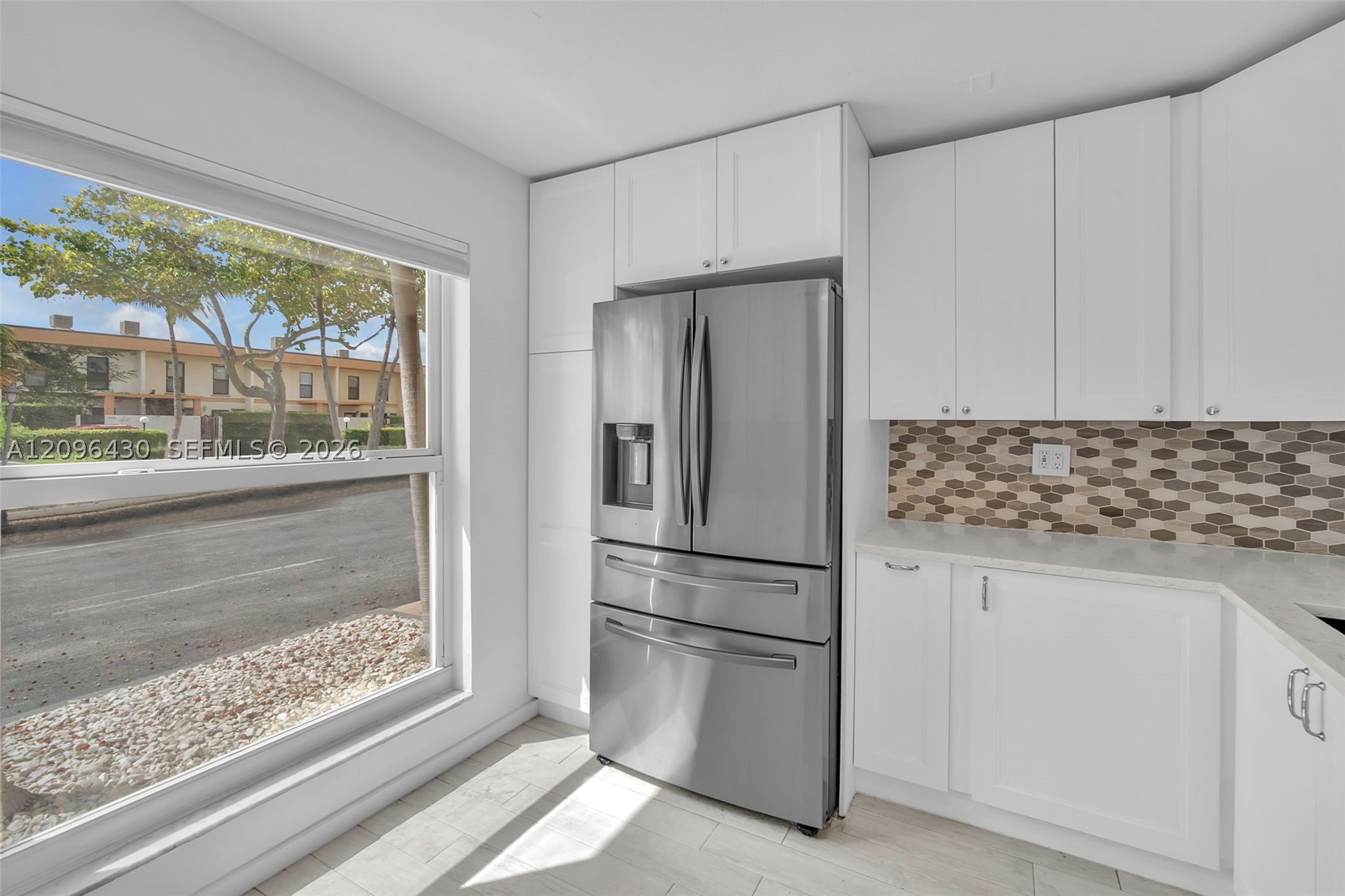 3925 NE 167th St #20, North Miami Beach FL 33160