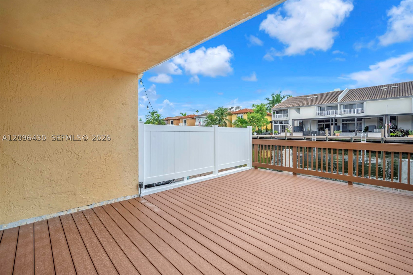 3925 NE 167th St #20, North Miami Beach FL 33160