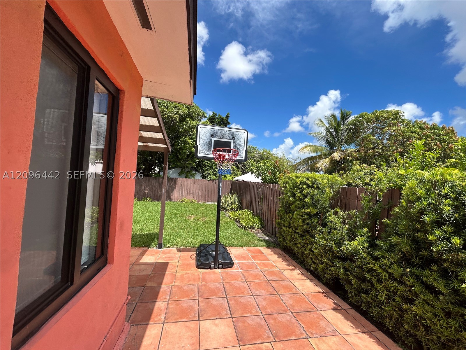 2331 SW 7th St, Miami FL 33135