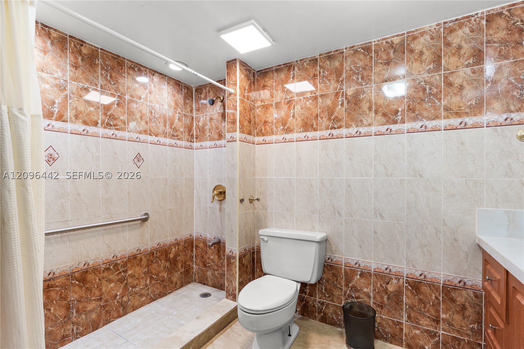 2331 SW 7th St, Miami FL 33135