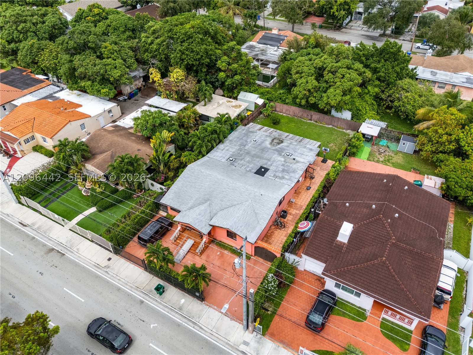 2331 SW 7th St, Miami FL 33135