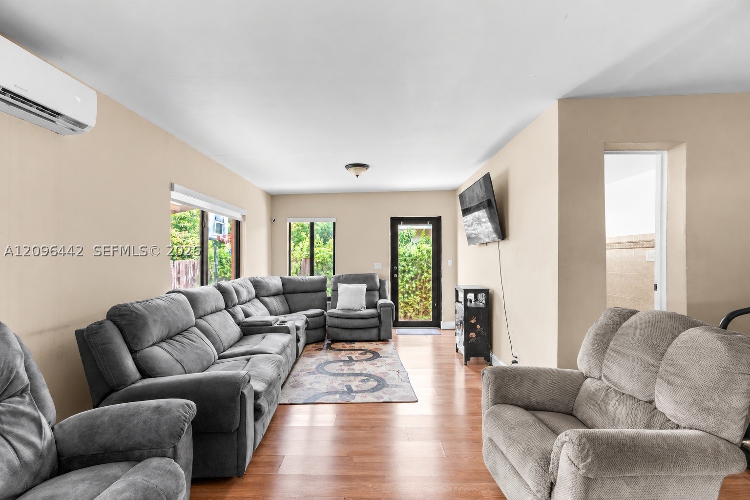 2331 SW 7th St, Miami FL 33135