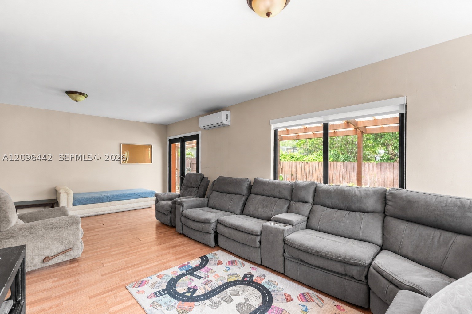 2331 SW 7th St, Miami FL 33135