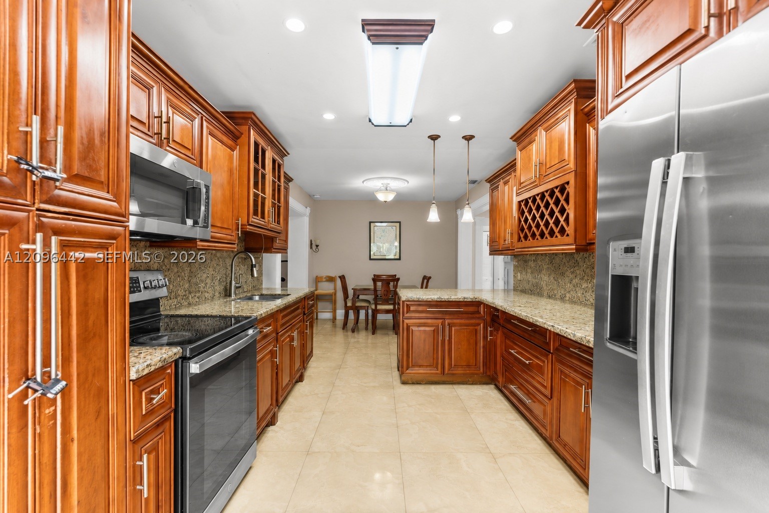 2331 SW 7th St, Miami FL 33135