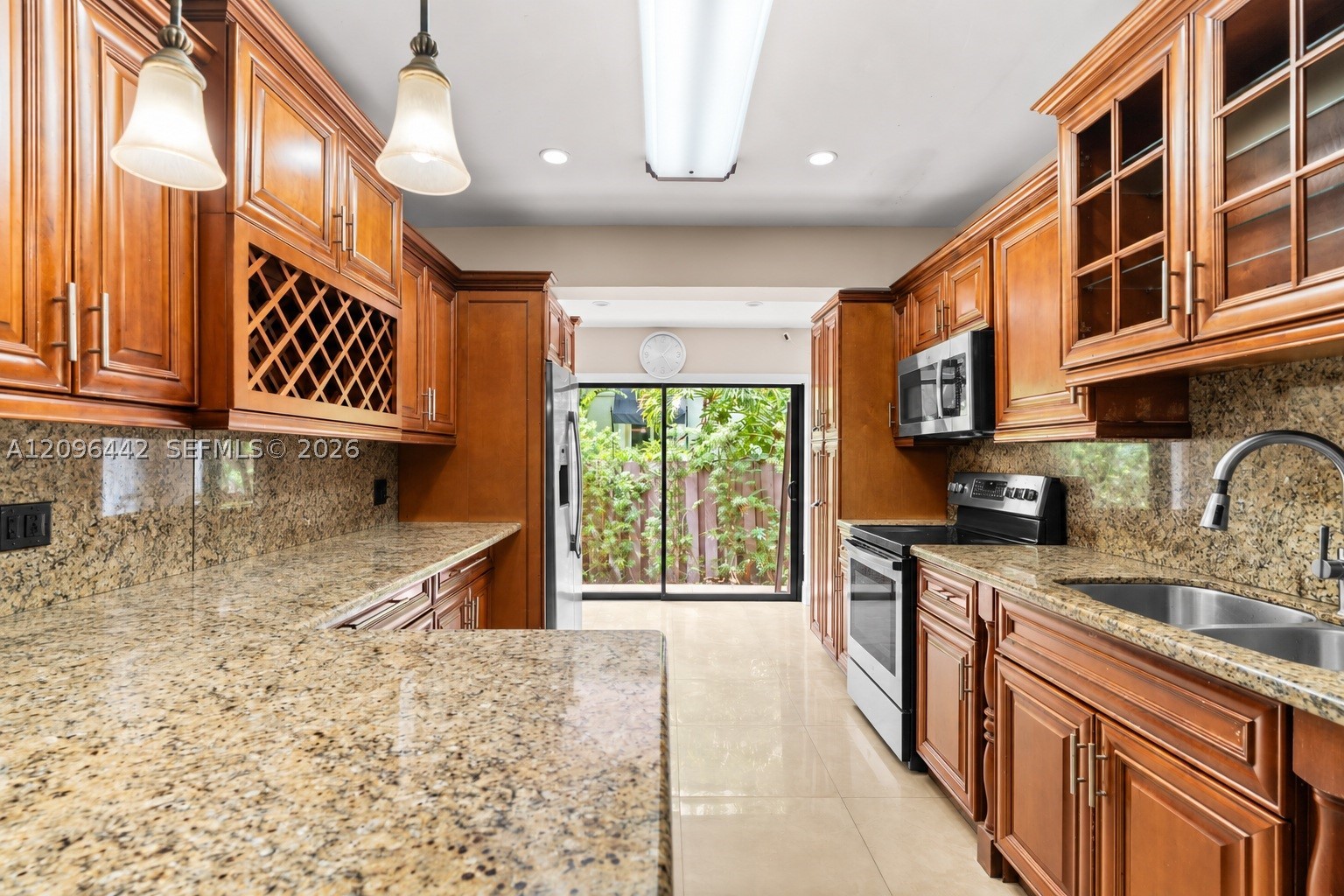 2331 SW 7th St, Miami FL 33135