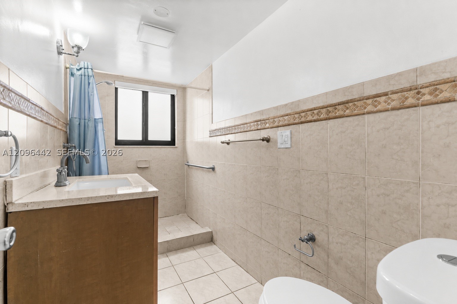 2331 SW 7th St, Miami FL 33135