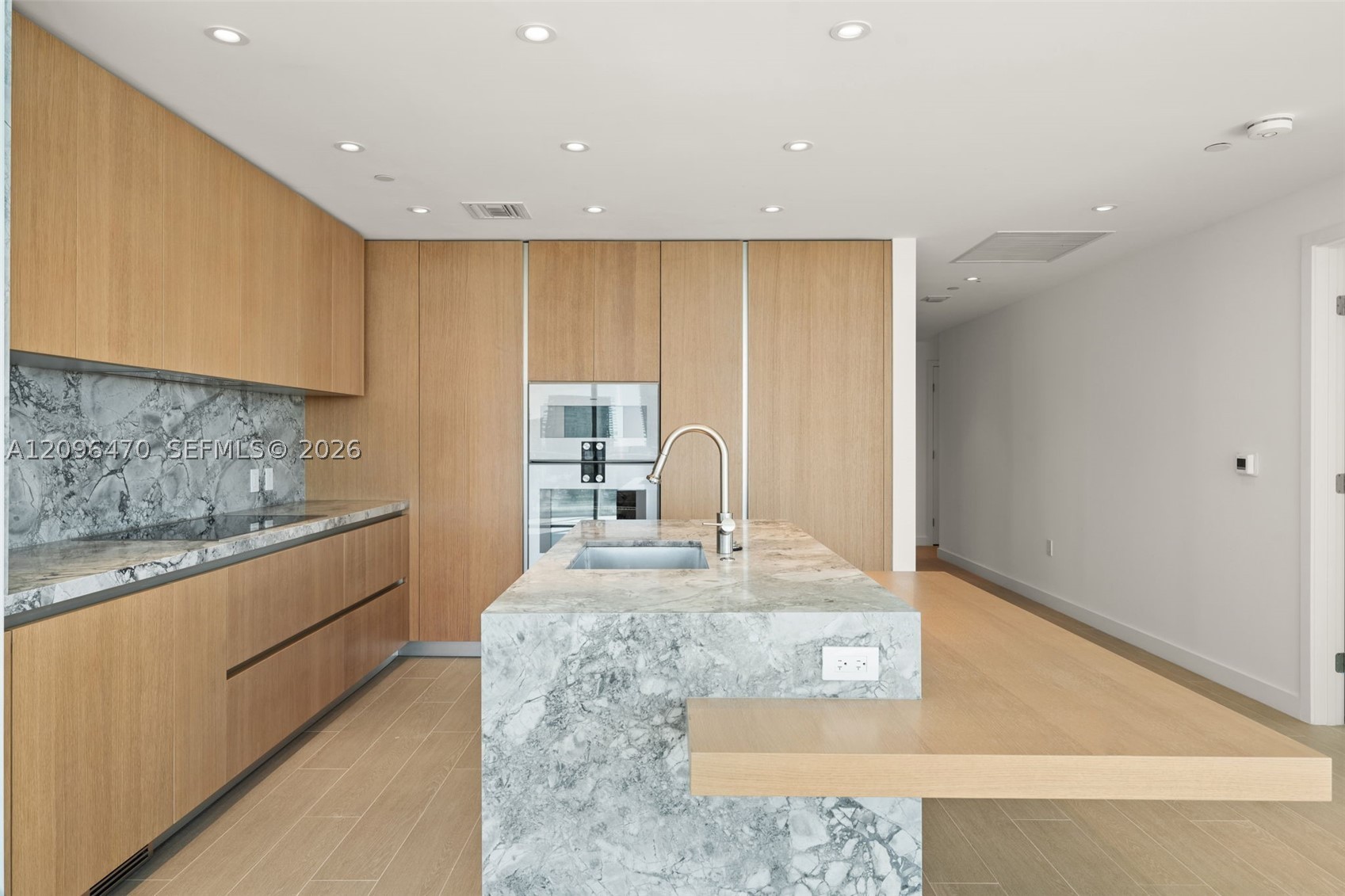 500 Alton Rd #1001, Miami Beach FL 33139
