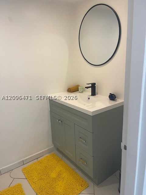 900 Bay Dr #311, Miami Beach FL 33141