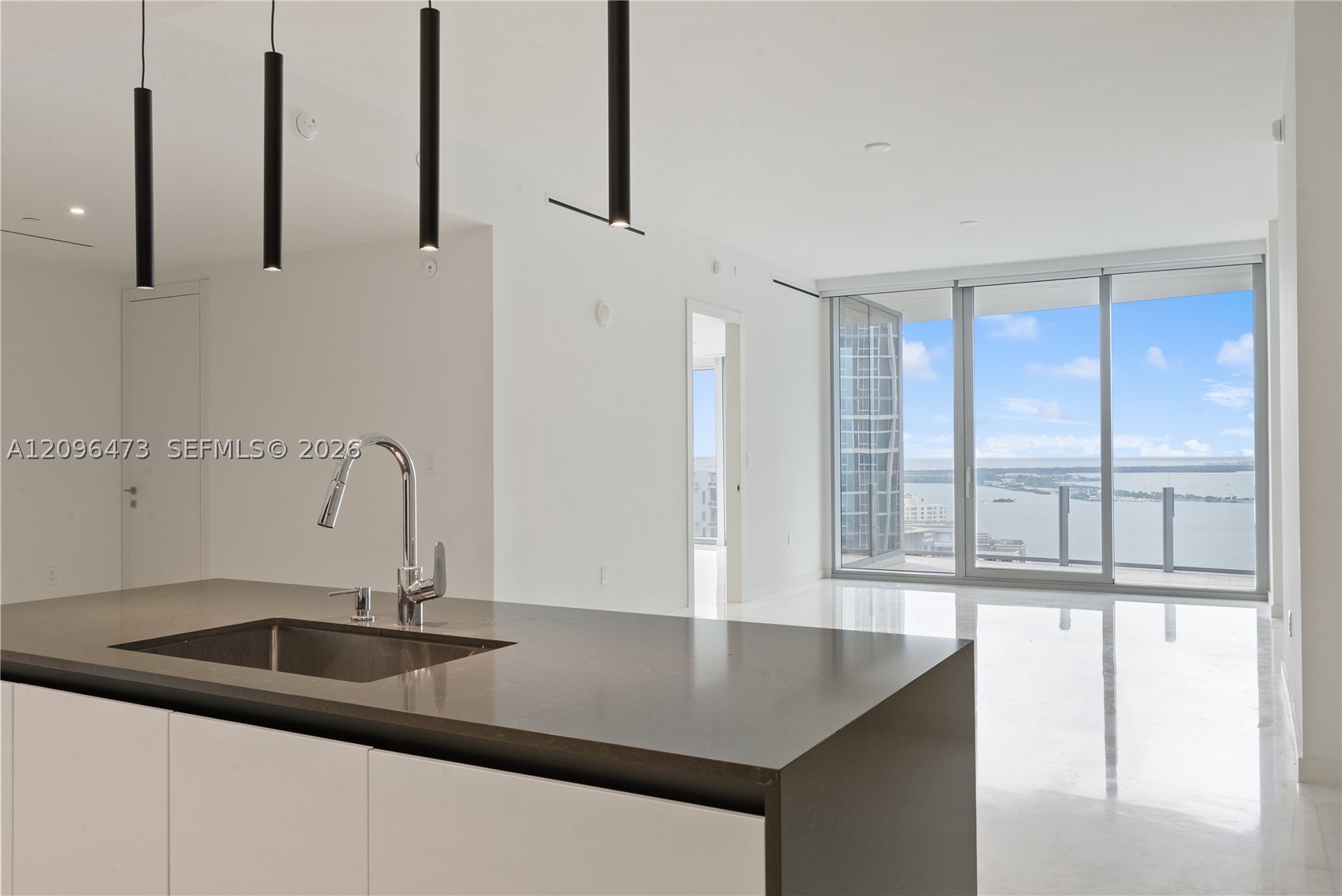 300 Biscayne Boulevard Way #3805W, Miami FL 33131