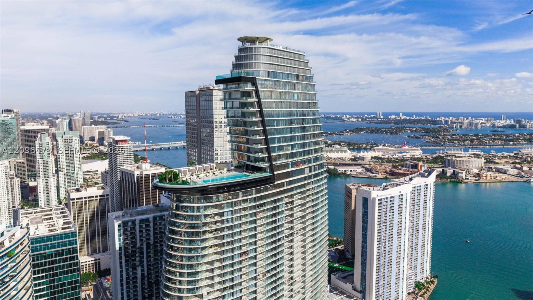 300 Biscayne Boulevard Way #3805W, Miami FL 33131