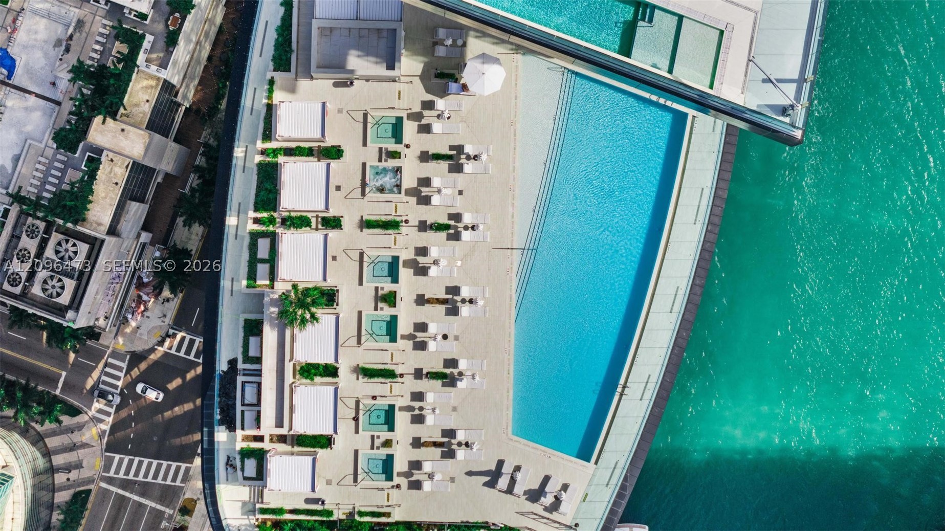300 Biscayne Boulevard Way #3805W, Miami FL 33131