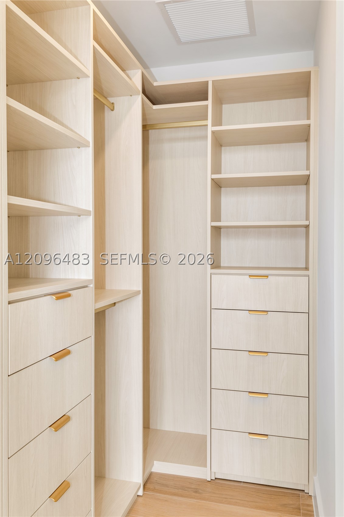 2678 Tigertail Ave #1903, Miami FL 33133