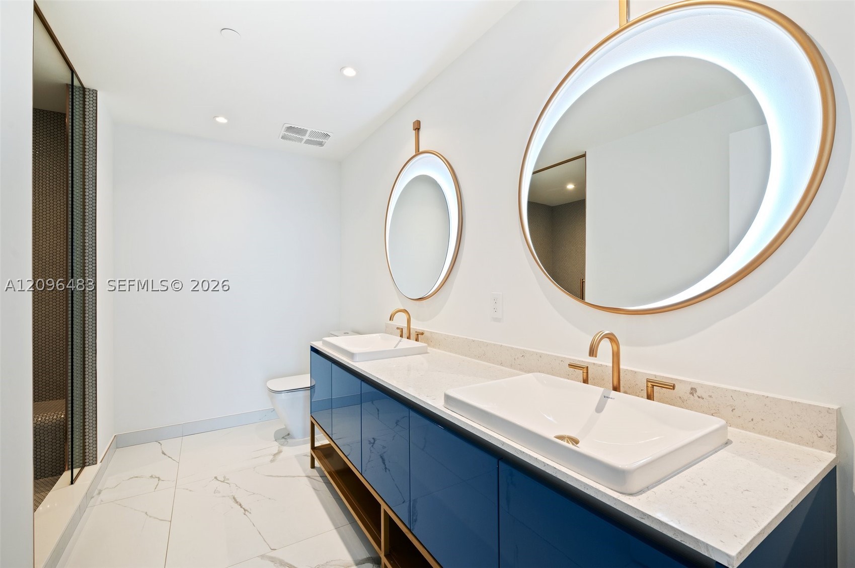 2678 Tigertail Ave #1903, Miami FL 33133