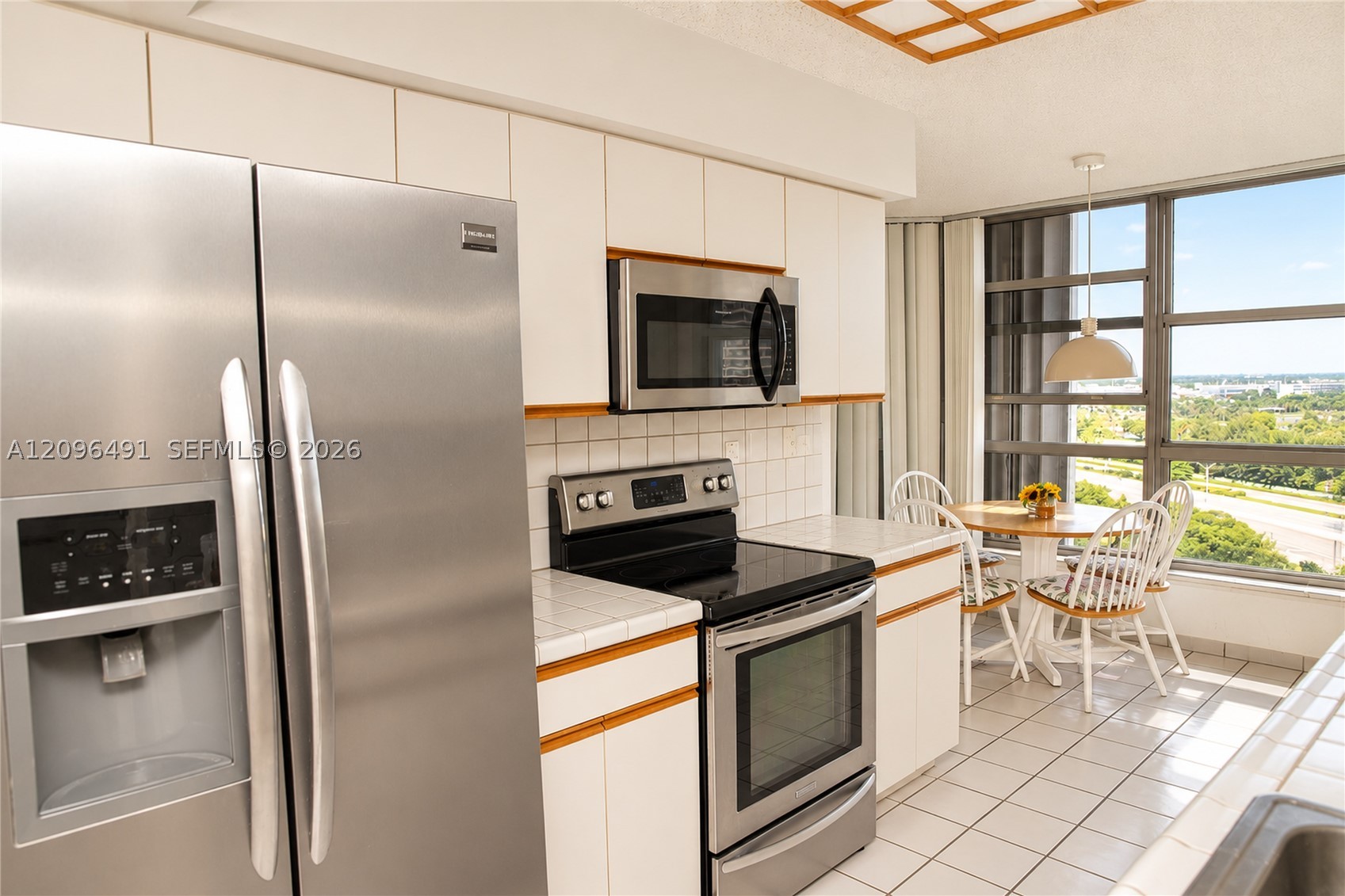 3500 Mystic Pointe Dr #1503, Aventura FL 33180