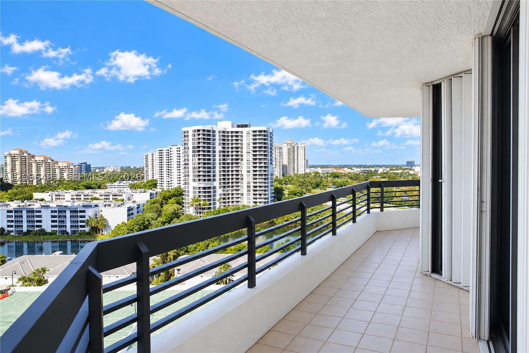 3500 Mystic Pointe Dr #1503, Aventura FL 33180