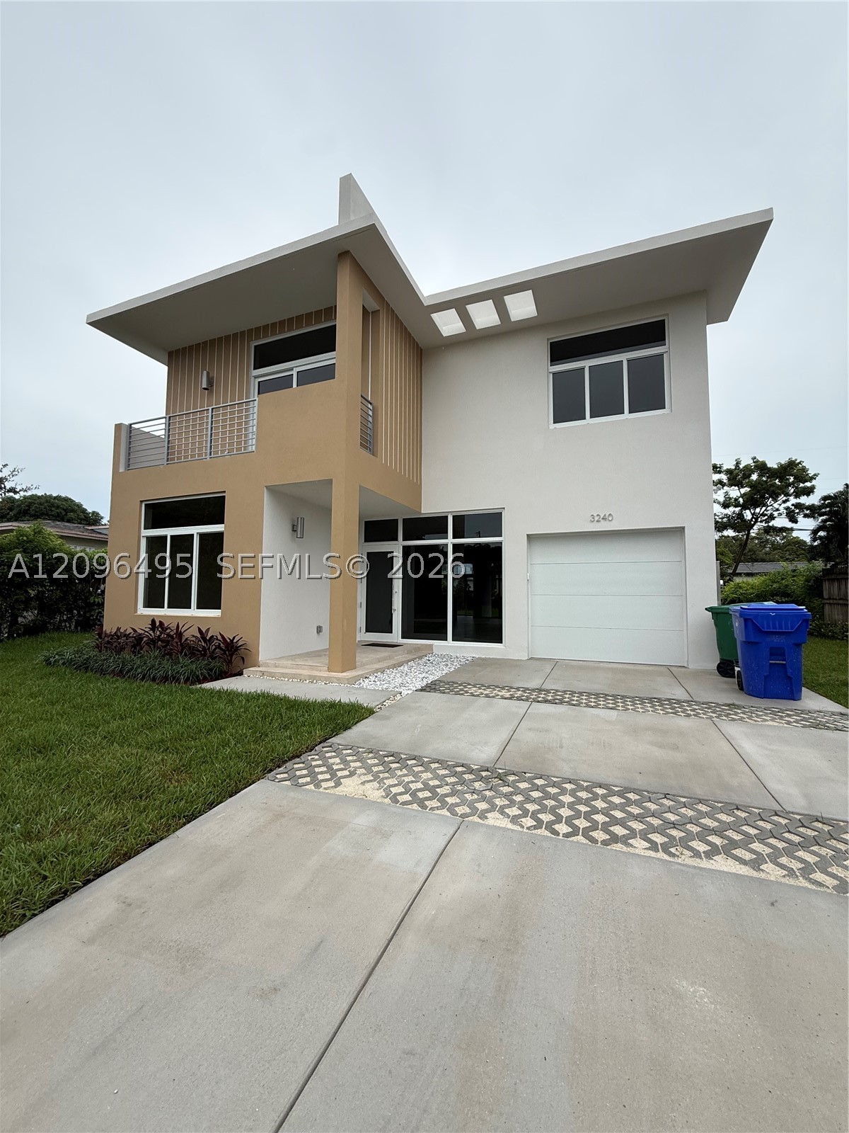 3240 SW 20th St, Miami FL 33145