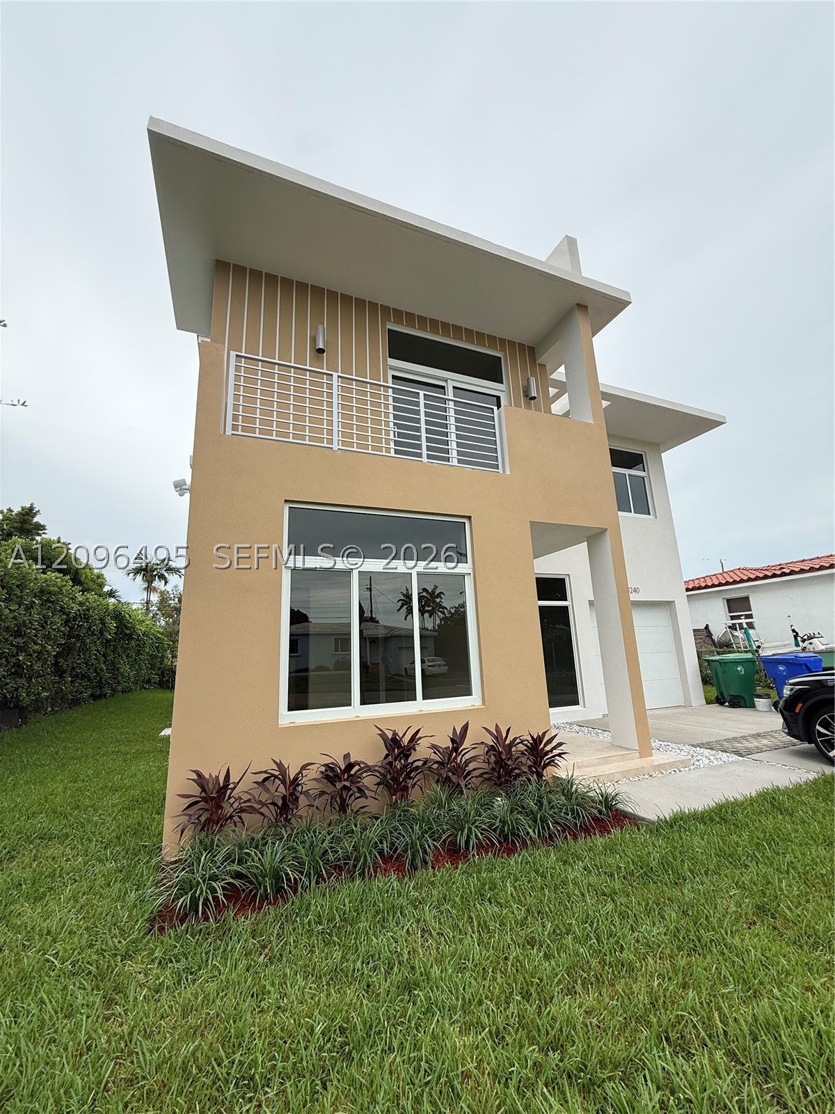 3240 SW 20th St, Miami FL 33145