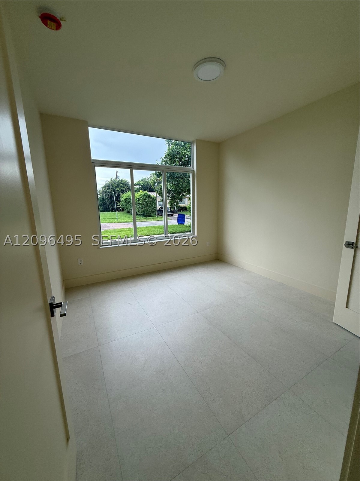 3240 SW 20th St, Miami FL 33145