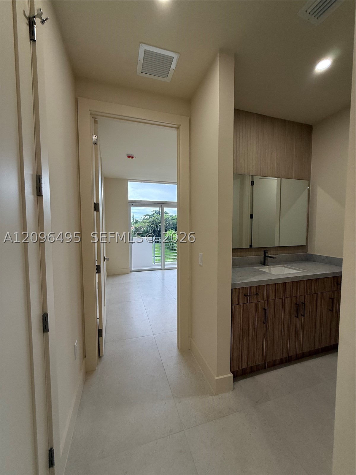 3240 SW 20th St, Miami FL 33145