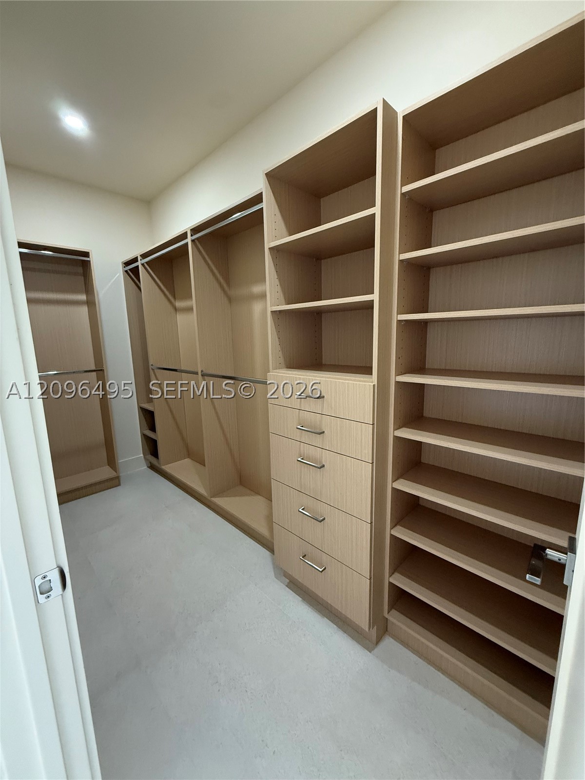 3240 SW 20th St, Miami FL 33145