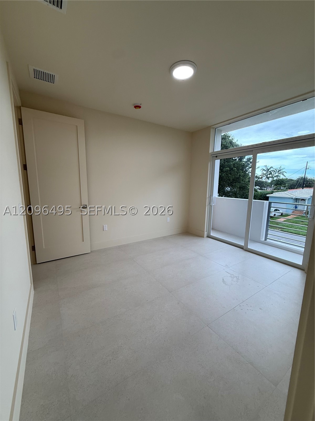 3240 SW 20th St, Miami FL 33145