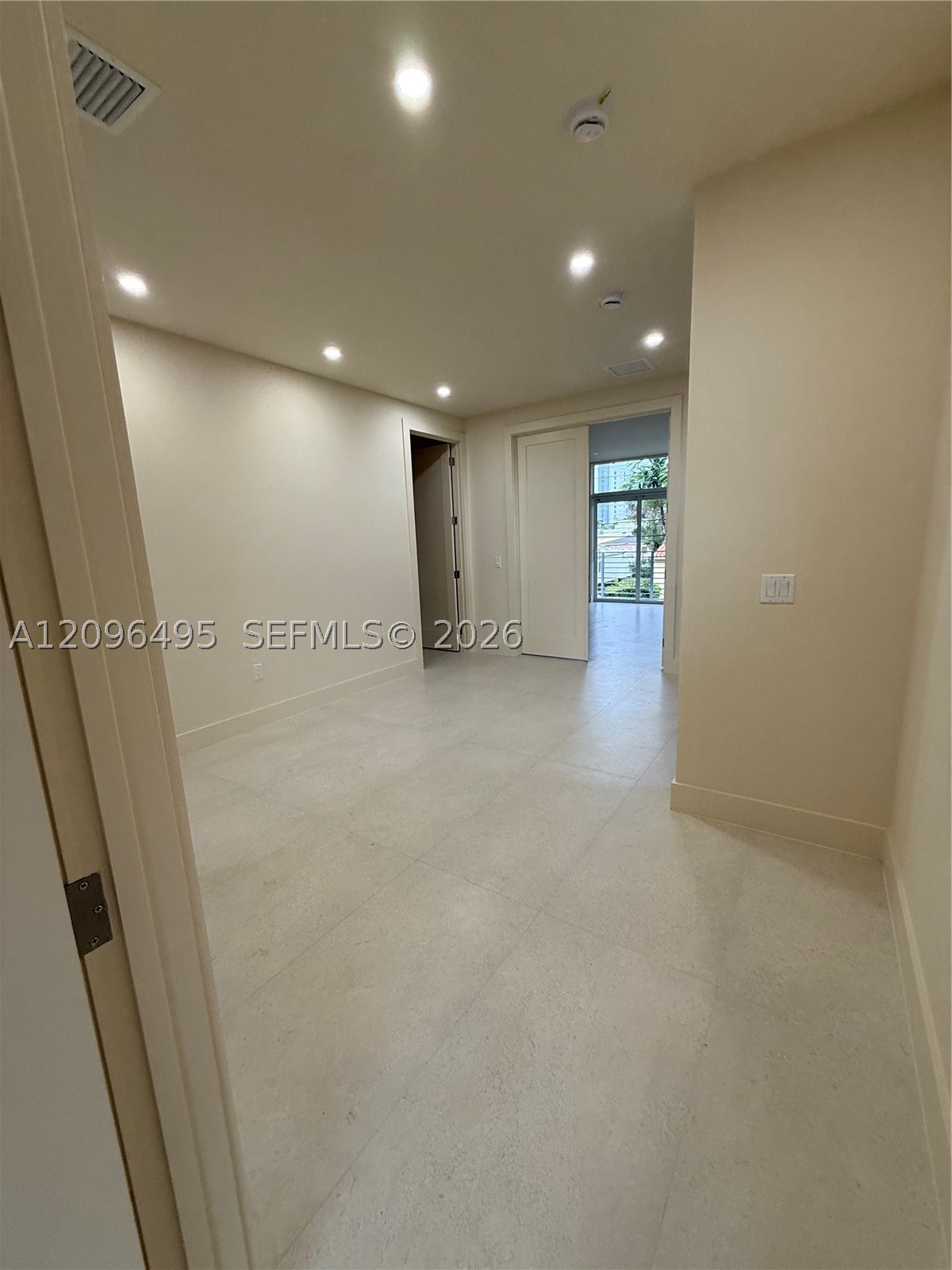 3240 SW 20th St, Miami FL 33145